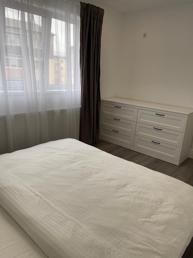 Apartament Emma Targoviste Extérieur photo