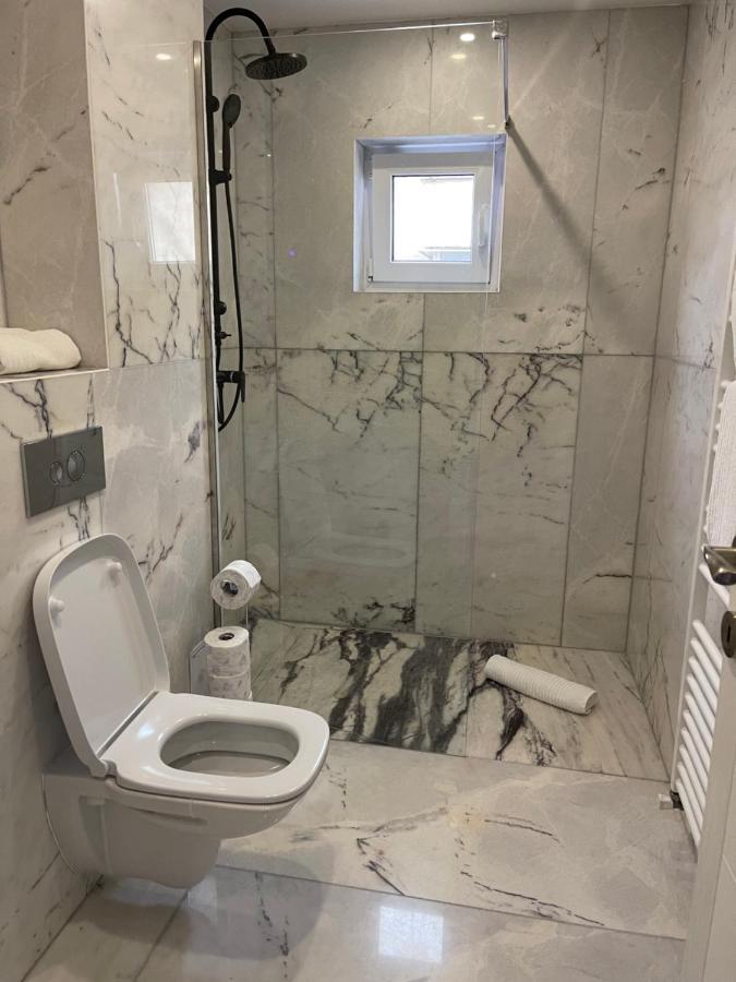 Apartament Emma Targoviste Extérieur photo
